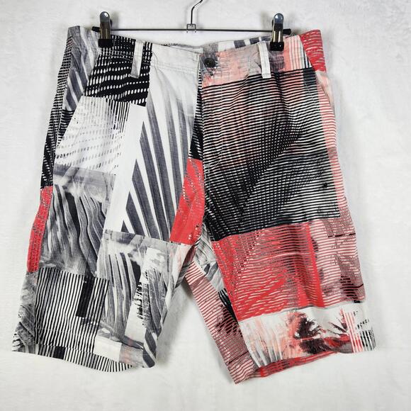 Calvin Klein Multicolor Graphic Print‎ Shorts 32 Waist - Picture 1 of 7